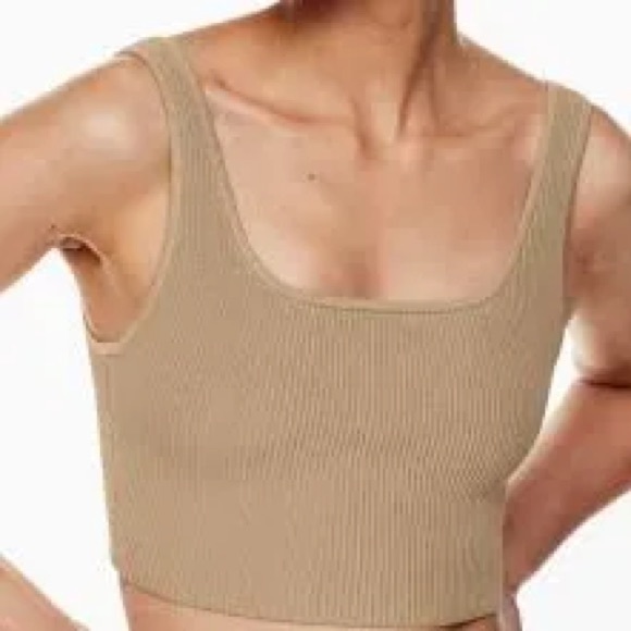 Babaton Aritzia Sculpt Knit Squareneck Cropped Tank - Picture 4 of 6